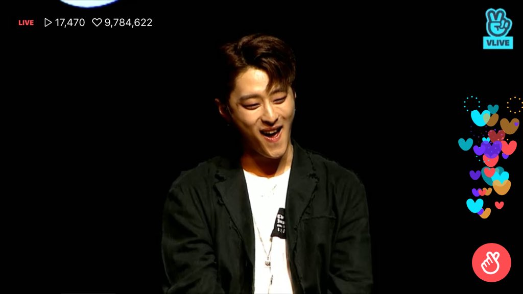 naesarangtr's tweet photo. Jyu pointed out the fact that J.Seph didn’t have a rap part for a long time and J.Seph was really all emotional for having the opportunity to show his skills. They even made him speak about it like it’s an award. 🤣🤣🤣#KARD #KARD_DumbLitty @KARD_Official https://t.co/jOYpxGy6yP