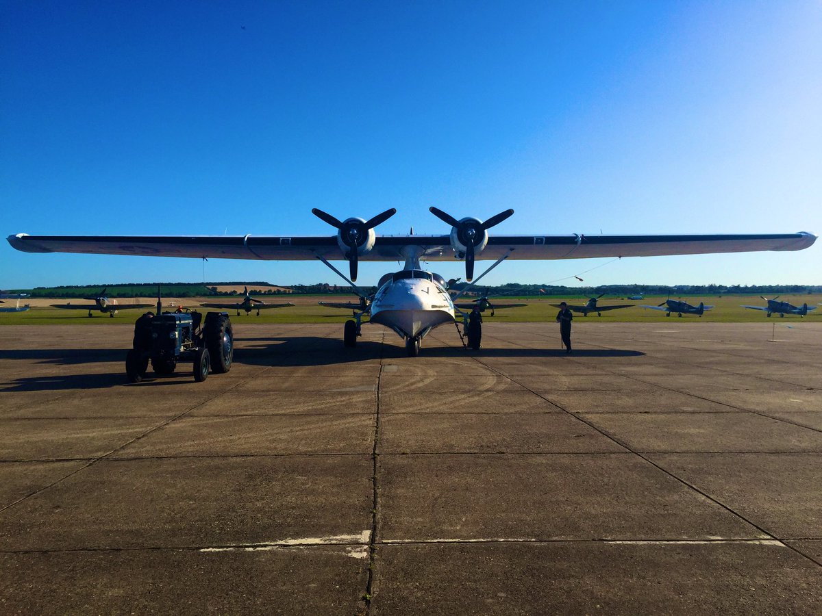Suffolk_Chris's tweet image. Had a great day at @IWMDuxford for the Battle of Britain airshow. This was one of my favourite pictures from yesterday. Was nice to be able have a look inside the Catalina too and chat to people who look after her. #Catalina #MissPickUp #PBY5A
