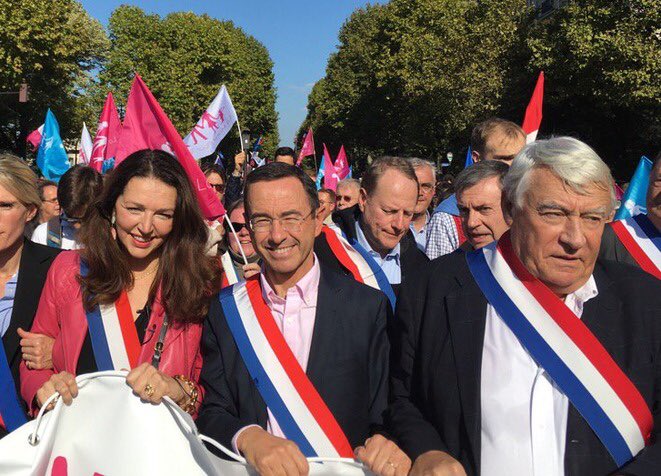 gaspardgantzer's tweet photo. Cher @VillaniCedric es-tu certain de partager la même vision de la famille que @Philippe_Goujon ? 🧐🧐🧐 https://t.co/Yw1r5b7CVj