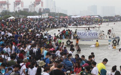 The @DENROfficial welcomed volunteers’ for coastal clean-up activities on Saturday but maintains LGUs nationwide must still be the prime solid #waste management movers in their respective areas of jurisdiction to address the garbage problem. pna.gov.ph/articles/10811… 

#ICCPH2019