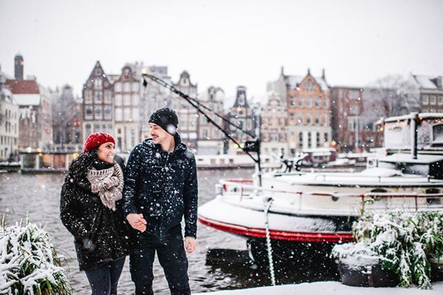 Love snow days in Amsterdam... Silviya &amp; Jasper 
#Amsterdam #amsterdamsnow #preweedingshoot #engagementshoot #amsterdamphotographer #love #snow #kisses #holidayphotos #travelphotography #iamnikon #nikon #christmassnow #engagementphotos ift.tt/2NrPEKs