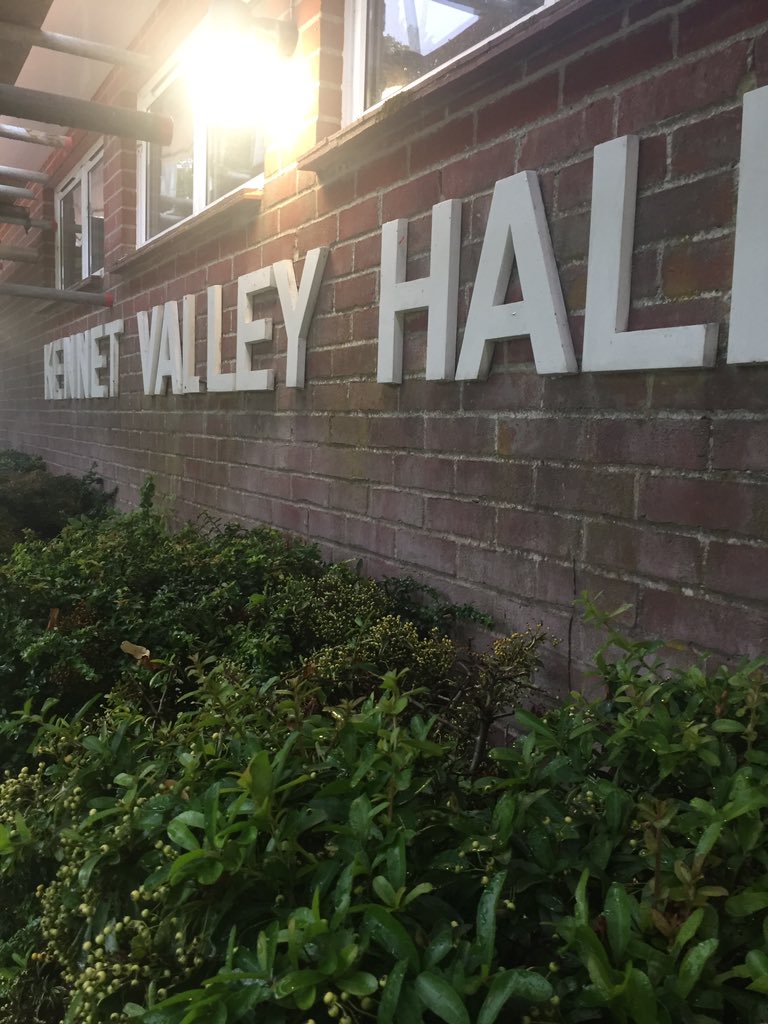 BBCWiltshire's tweet photo. Well done everyone, David had our first clue in #Lockeridge at the #KennetValleyHall but were next everyone ? @ItsRadioCarl @SueDaviesWilts @stodgey #CluelessWilts https://t.co/4DAMKnELFm
