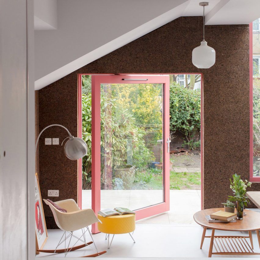 LightFixation's tweet image. It’s #OpenHouseLondon this weekend and there are a few new gems to visit like The Cork House by Nimtim Architects in Lewisham. Using cork as a building material boosts cork production and keeps cork forests alve, saving rapidly disappearing wildlife habitats!
