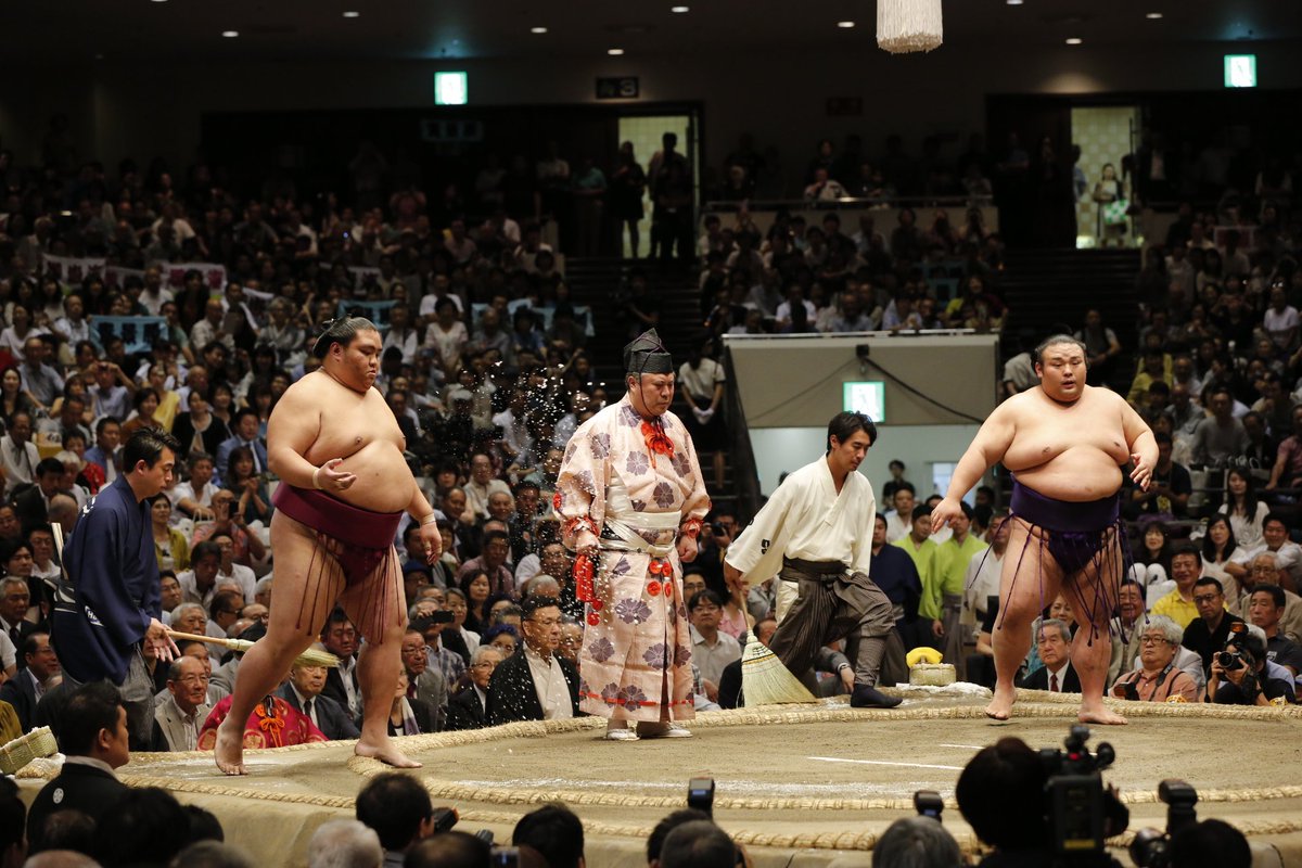 Сумоисты японии 2000 года. Сумо кубок императора январь 2024. Монгол восток. Сумо кубок императора январь 2024. Сумо кубок императора январь 2024.