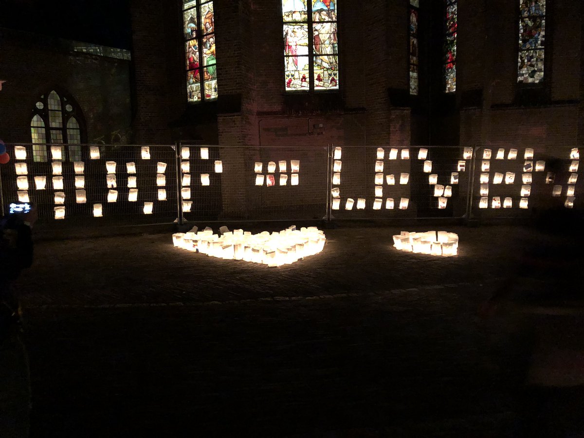 ook wij lopen mee met #samenloopvoorhoop in #Tubbergen. Prachtig en indrukwekkend geheel #samenstajesterk