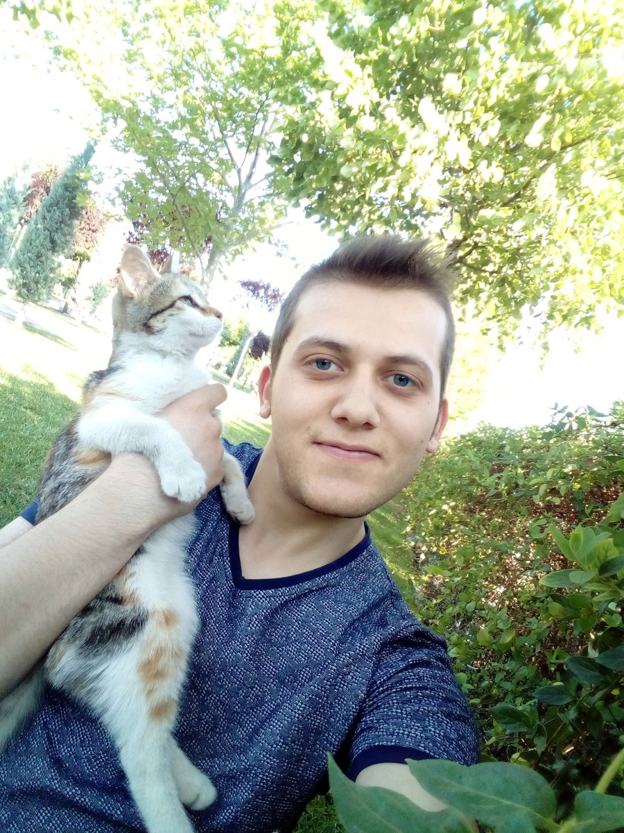 Sevilmeyi asıl onlar hak ediyor, İnsanlar değil 🐕😍