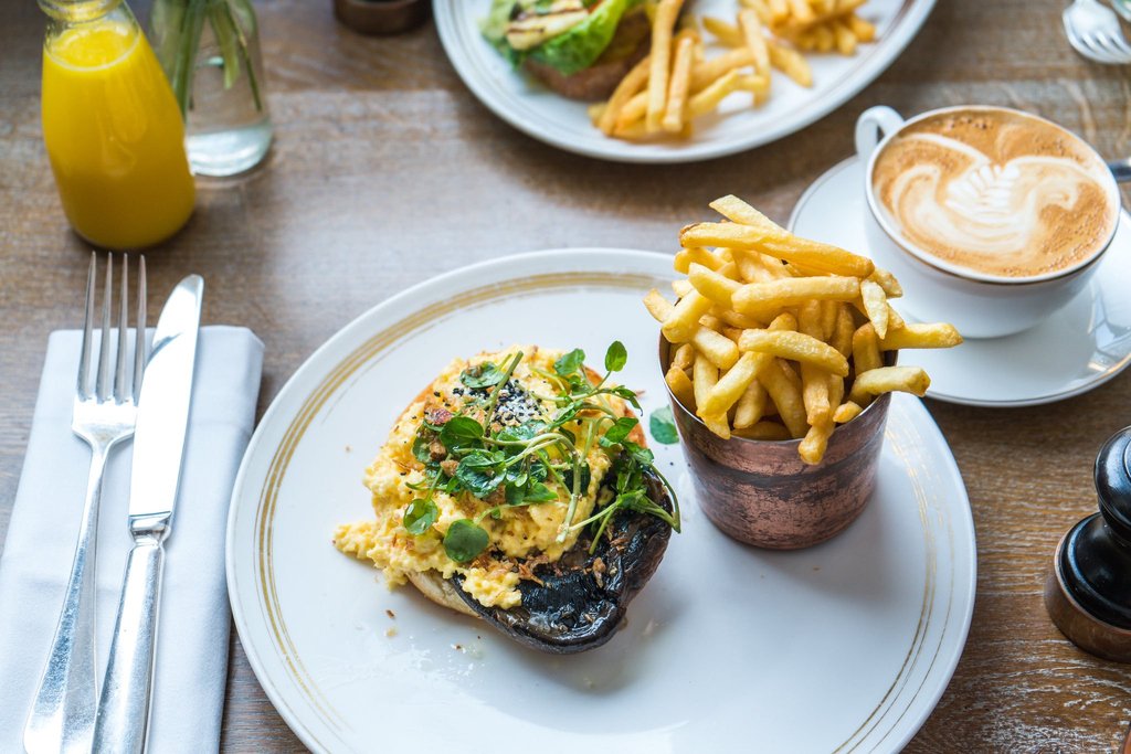 Looking for a brunch spot to visit today? Look no further, @no15gp has a 3 course brunch (yes, 3 COURSE BRUNCH) available from 11:30 - 3pm on Sundays. Don't miss out on this one... #MoreBath