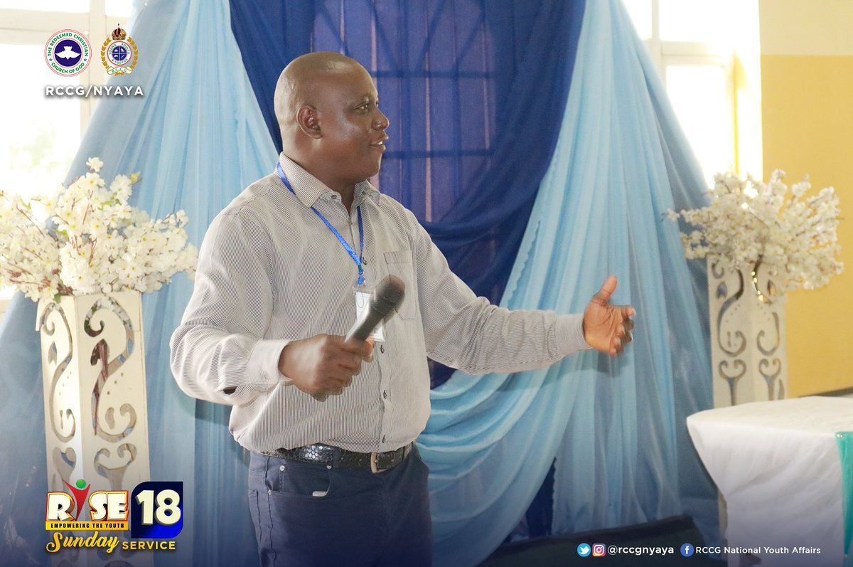 rccgyayaglobal's tweet photo. We lift our hands to worship and adore Your holy Name.
#RISE18 #SundayService #HisPowerAndGlory https://t.co/Vggt0LSIFk