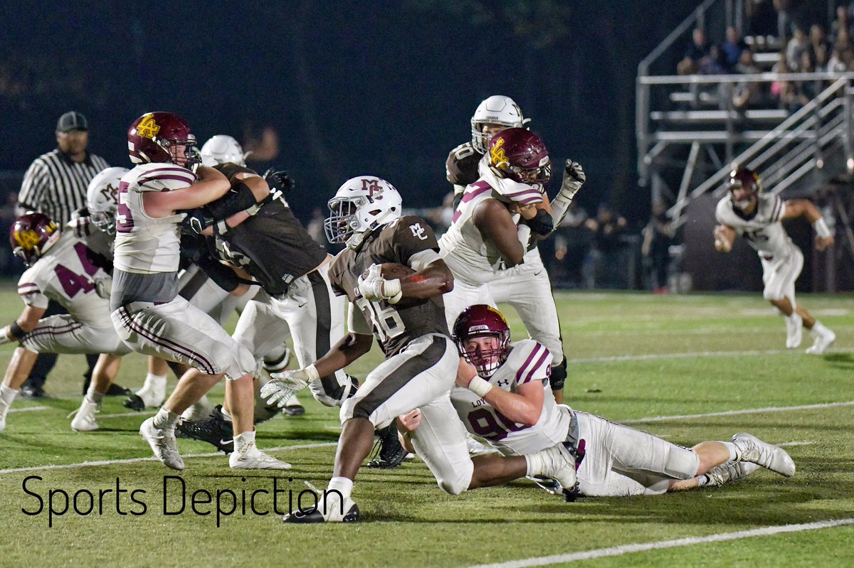 SDepiction's tweet photo. .@LoyolaAcademy If we could have heard what Mt. Carmel players were thinking Friday night, I’m sure it was...Get #98 OFF MY BACK!!! Svets was on top of MC’s, QB &amp; RB’s. @TrevorCabanban @mattymangan3 @MaxMarino_ #StIgnatiusNext #NeverGaveUpNeverGaveIn #BattleToTheEnd https://t.co/ZviCwEErWX