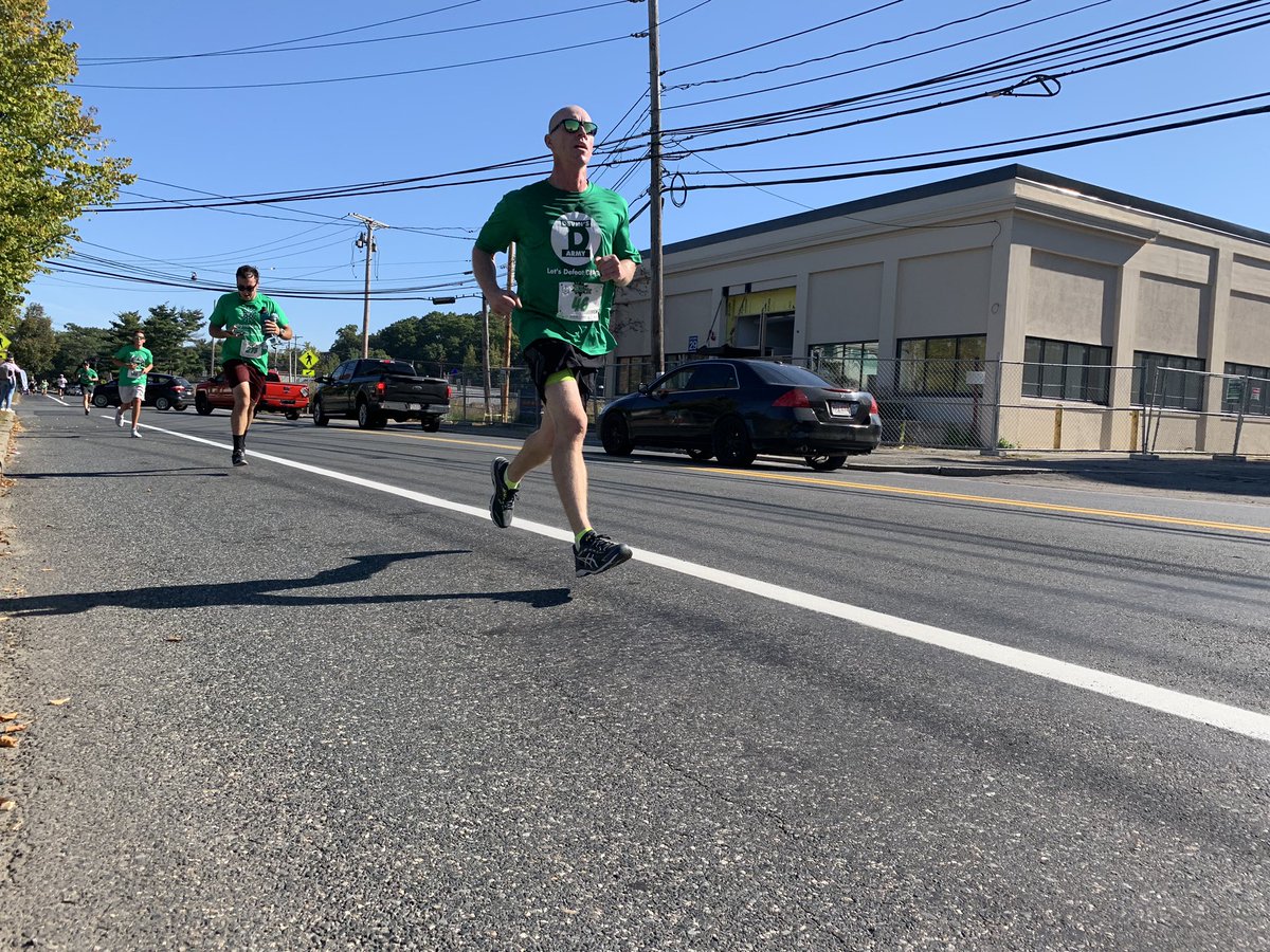 KThompson_WCVB's tweet photo. 3rd Annual Devins Dash is underway!!! Great day for it in Framingham. #wcvb #whynotdevin 💚 https://t.co/0Gc6fNrYly