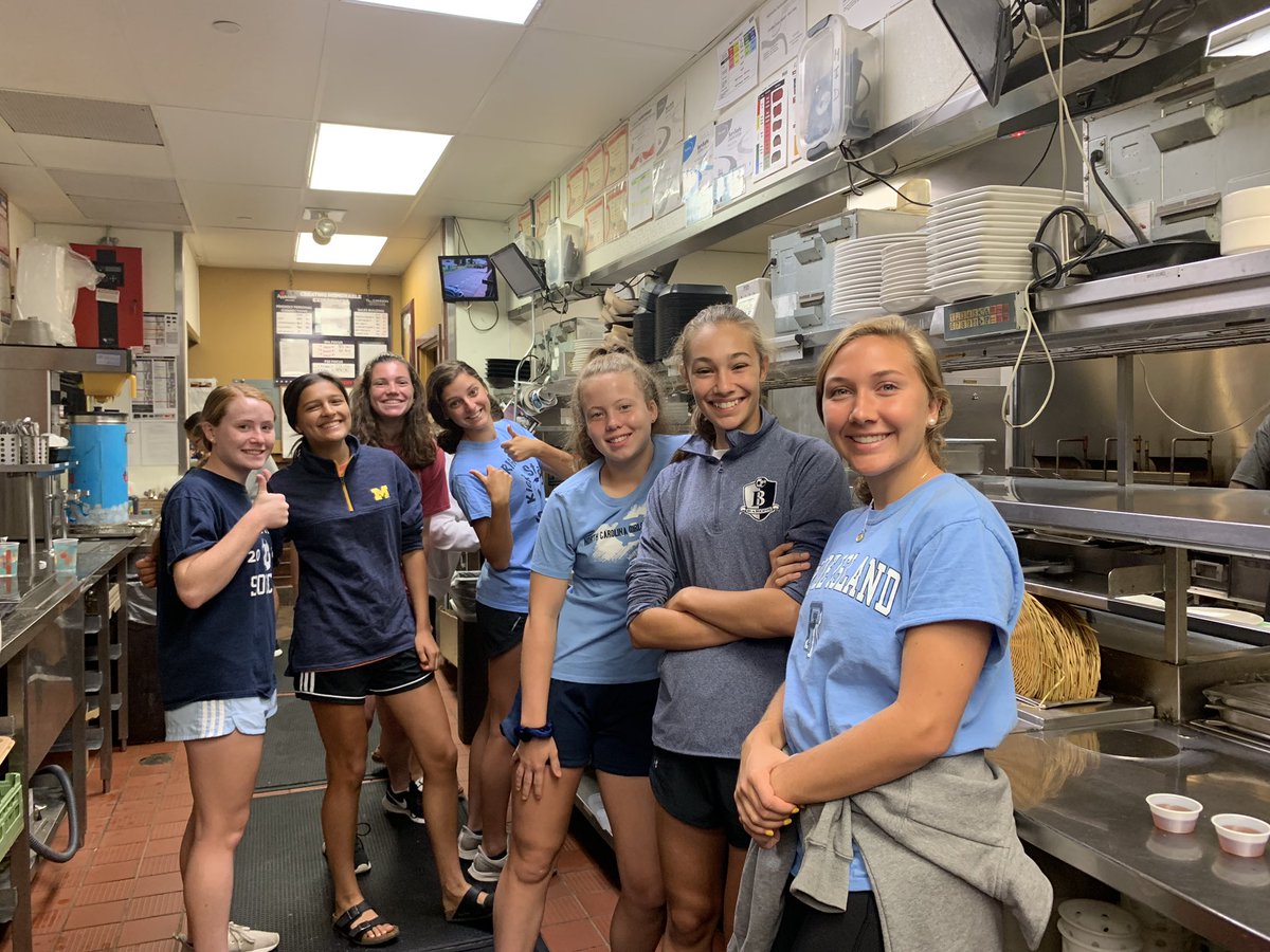 baronsgsoccer's tweet photo. Successful Applebee’s pancake breakfast this morning! Thank you to everyone who came and to those who sold tickets!🥞🥞 https://t.co/d4zJZ2rFly