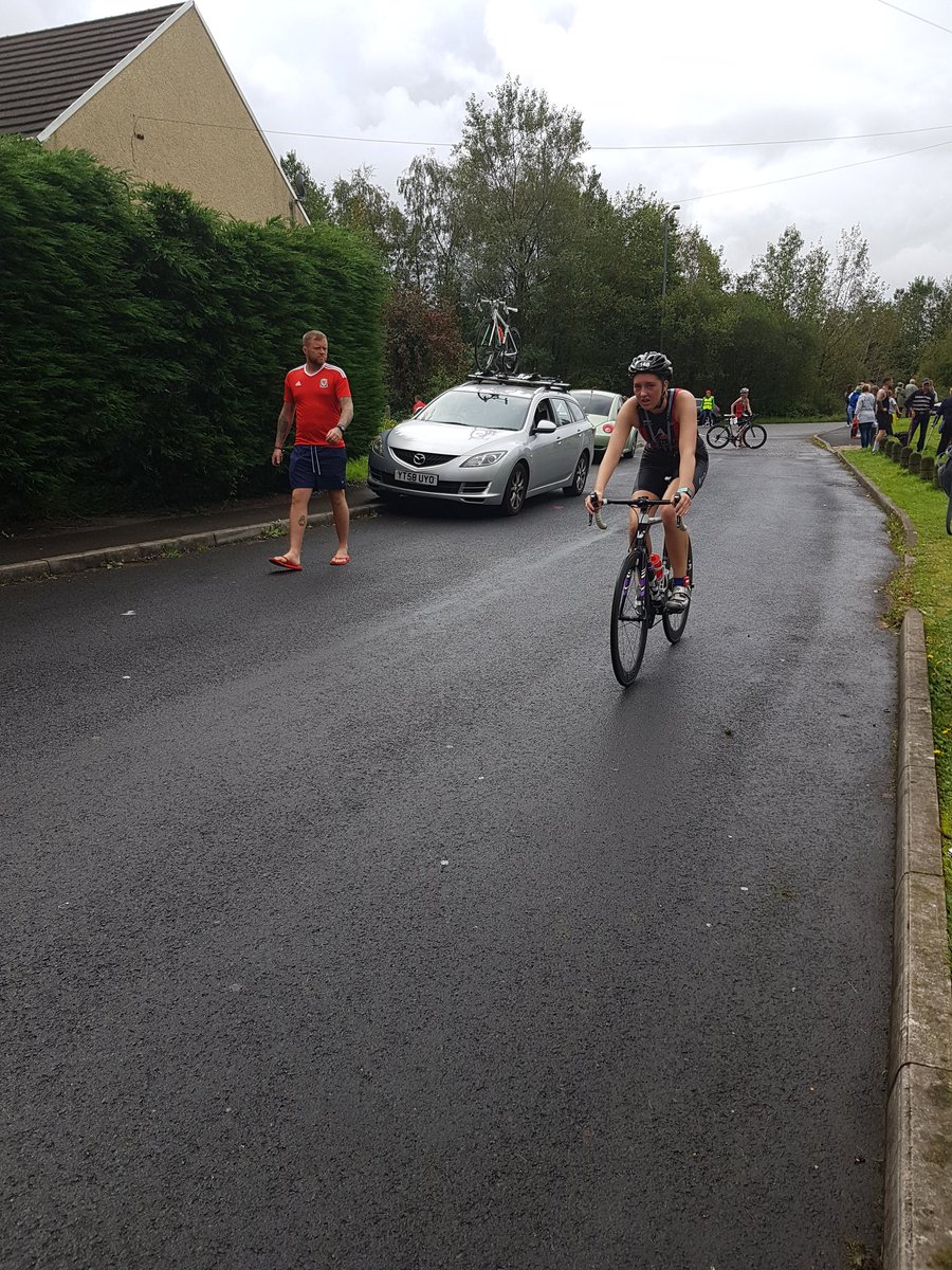 Last race of the season for me today at my Club race in Glyneath. Thanks to Hayley and her team of Marshalls for an excellent race. So happy to have my first Senior podium, 3rd overall female <a href="/CelticTri/">Celtic Tri 🏊🏻‍♂️ 🚴🏻‍♀️ 🏃 🔴⚫️⚪️</a> <a href="/dyfPEdept/">Dwr y Felin PE Dept</a>