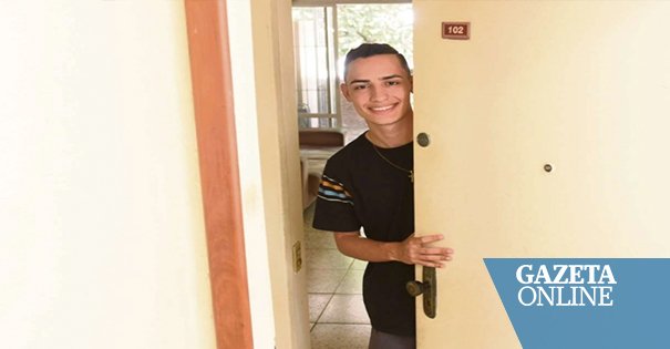 AGazetaES's tweet photo. Você dividiria apartamento ou namoraria com quem vota naquele político? ➡️https://t.co/UjYCW6NPyt https://t.co/W4yadwrFF5
