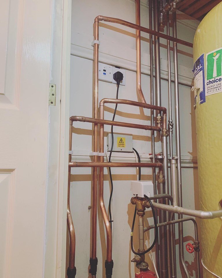 imaheating's tweet photo. Installation of a new salamander shower pump #salamander #plumbing #showerpump #water #copper #imaheatingsolutions https://t.co/pFa5QnWAYS