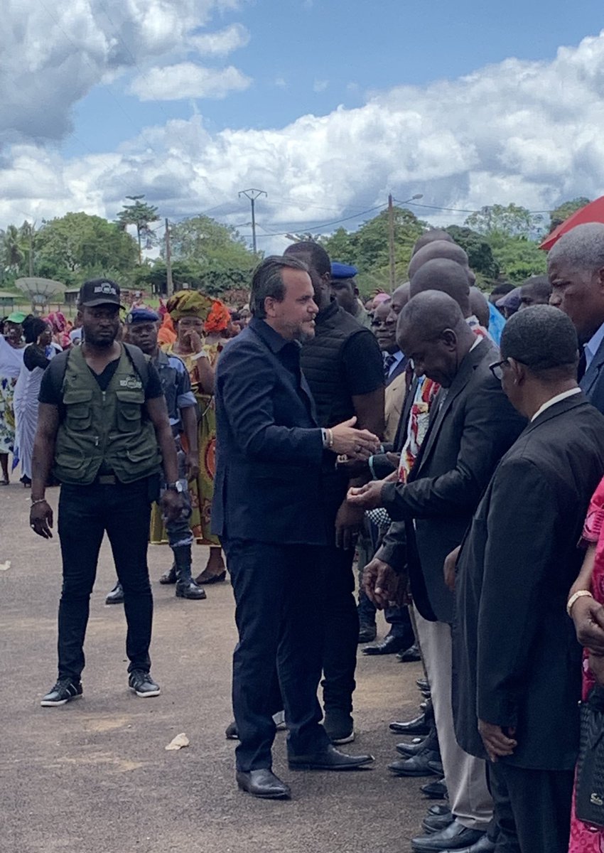 Après le #G6, le Camarade DCDCP vient de prendre son envol pour le #G7 / Koula-Moutou. La tournée continue, dans une atmosphère inclusive de toutes les localités qu’il visite. 

#BLA💪🏾🔥