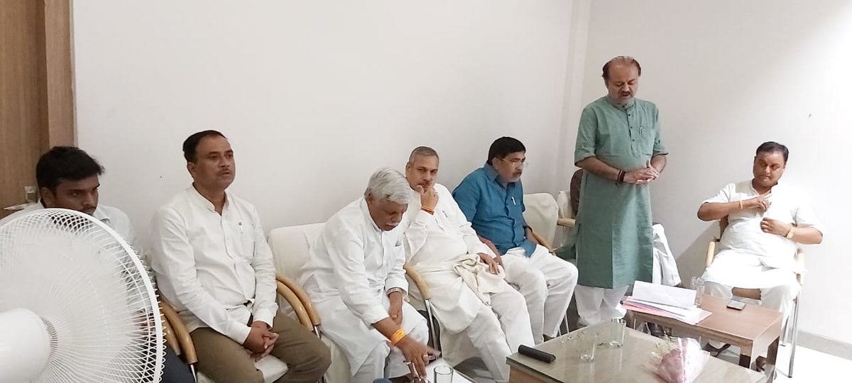 SunilSingh_BJP's tweet photo. आज  दिनांक 22.09.19 को लातेहार जिला के नेतरहाट में राष्ट्रीय सह संगठन महामंत्री माननीय श्री सौदान सिंह जी ने पलामू विभाग के अंतर्गत गढ़वा, भवनाथपुर, पांकी व डालटनगंज विधानसभा के कोर कमिटी, प्रदेश पदाधिकारी, जिला अध्यक्ष और मंडल अध्यक्ष के साथ बैठक ली। https://t.co/10Oc2DxMO6