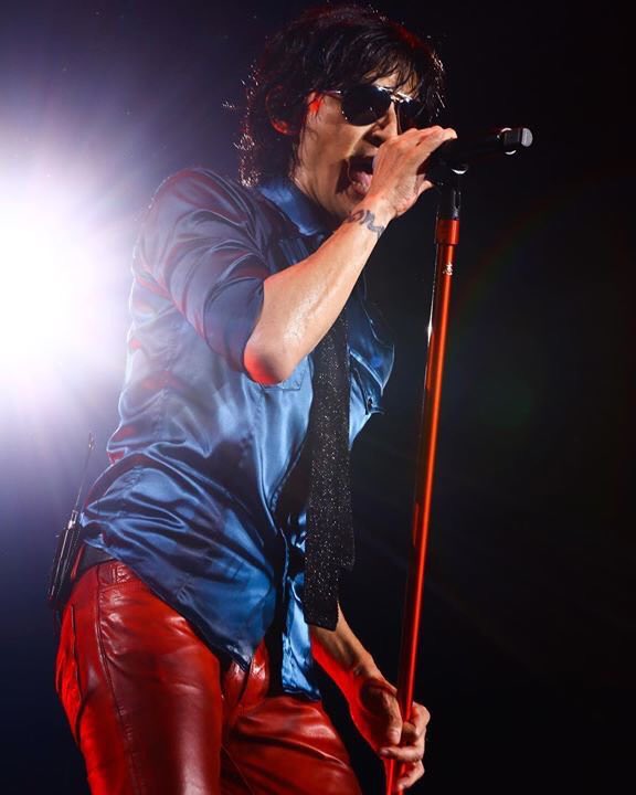 Bz_s_and_a_DoAs's tweet photo. B'z 稲葉浩志さん!55歳の誕生日、大変におめでとうございます!!!!!🎂_(*≧∀≦*)_🎉
35周年に向けてTAK松本さん&サポートメンバーと共に音楽活動を貫いて下さいね!!!!!✨✨✨✨✨
#Bz
#稲葉浩志誕生祭
#178day
#稲葉浩志
#55歳
#稲葉浩志が55歳だなんて嘘だろ https://t.co/1xRyOPE8D0