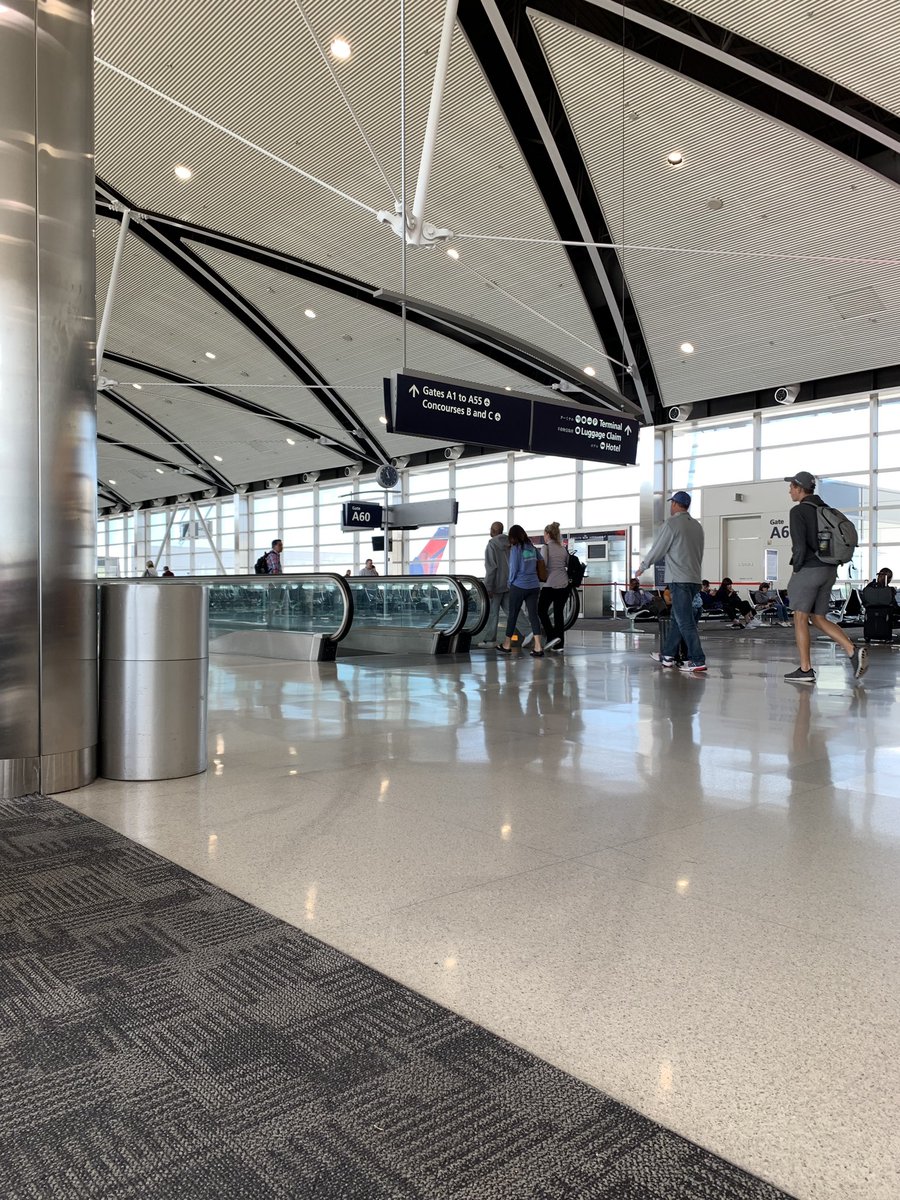 Stephanrh's tweet photo. On my way to Phoenix for #GSA2019 https://t.co/EZNzOk8kfL