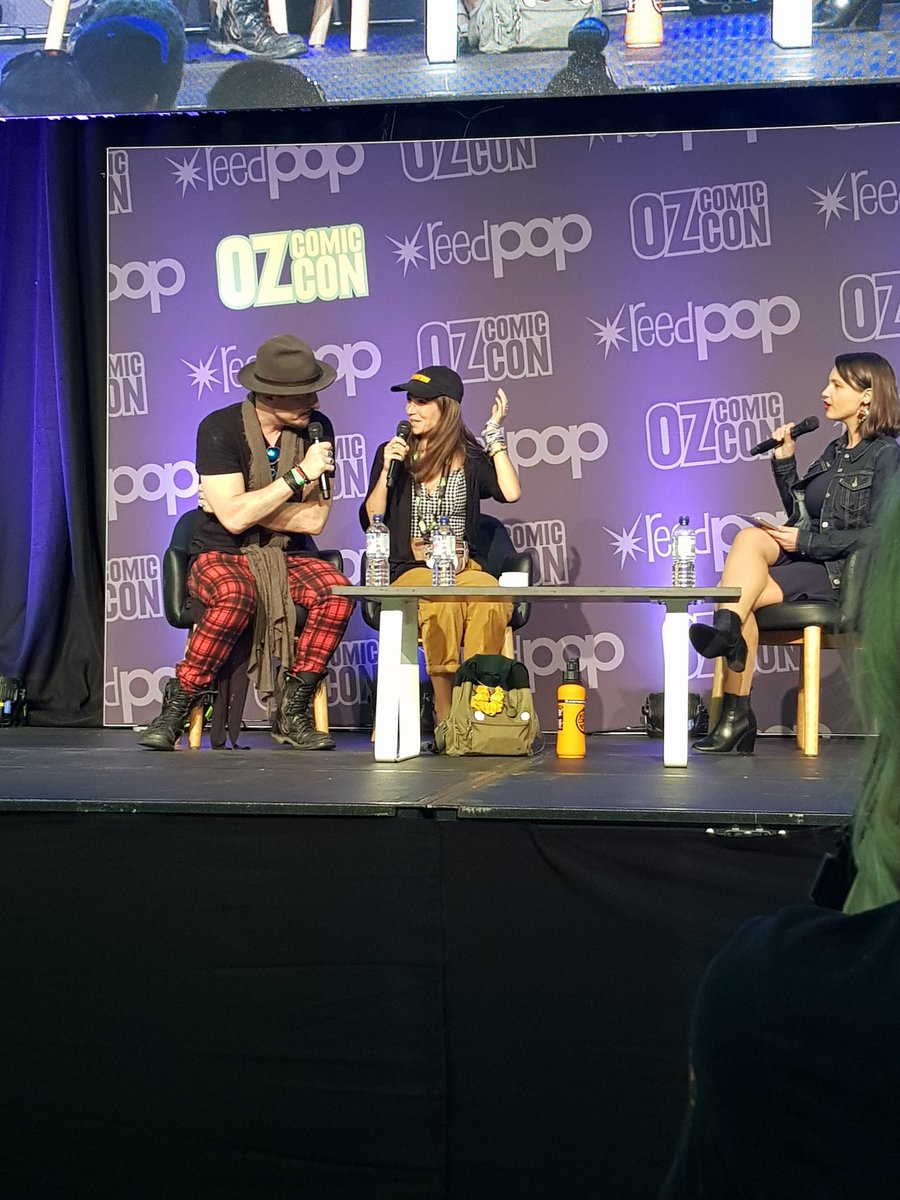 AmzLawrie's tweet photo. what a weekend at @OzComicCon Brisbane! 💕💕 https://t.co/kb98NOxvX1