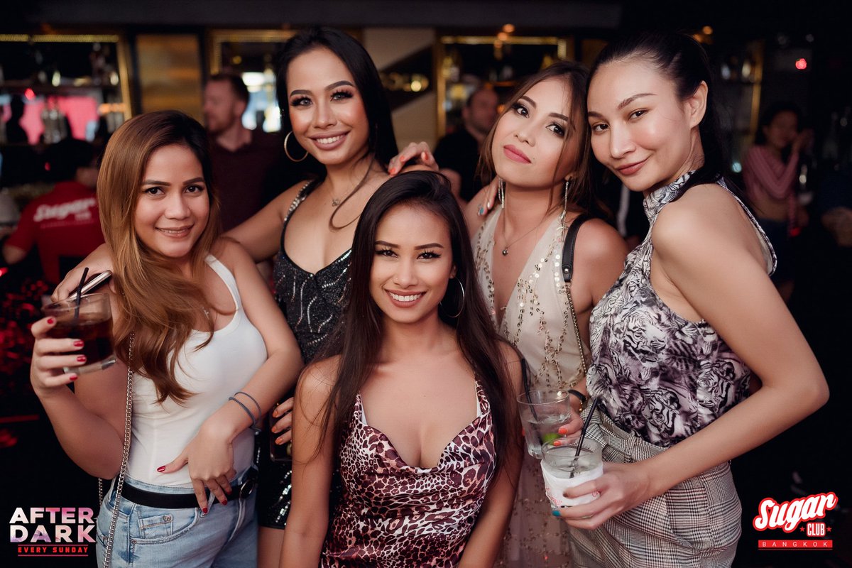 Poppin' bottles tonight on the best beats by N.A.T &amp; MC Ben 🍾🔥 #SugarClubBangkok