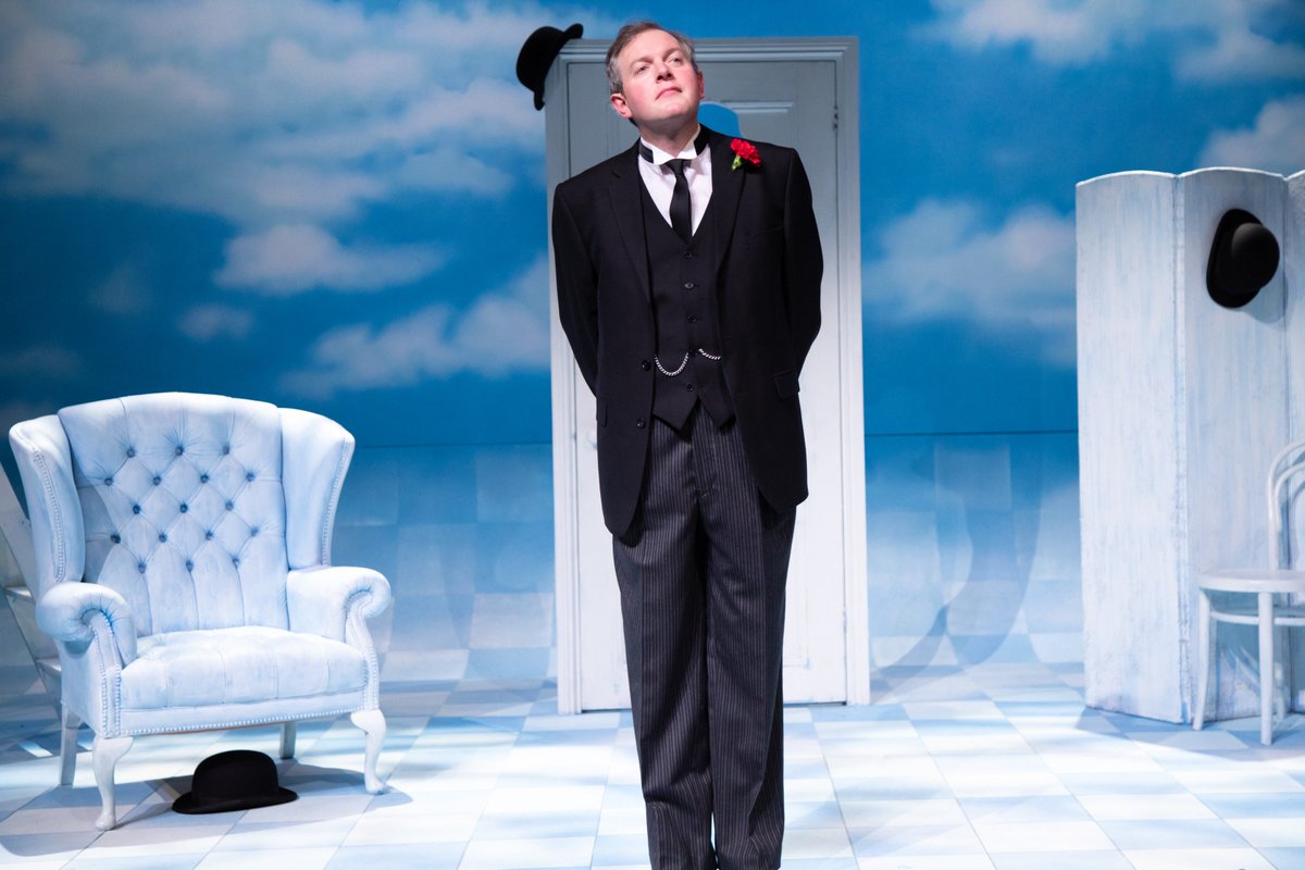 LifeILeadPlay's tweet photo. Congratulations to Miles Jupp and the rest of the creative team for putting on some fantastic performances at #TheLifeILead #WestEnd. Thanks to everyone that joined us on our journey, It's been a privilege and a pleasure to share David Tomlinson's remarkable story. https://t.co/wMEyzU3B2n