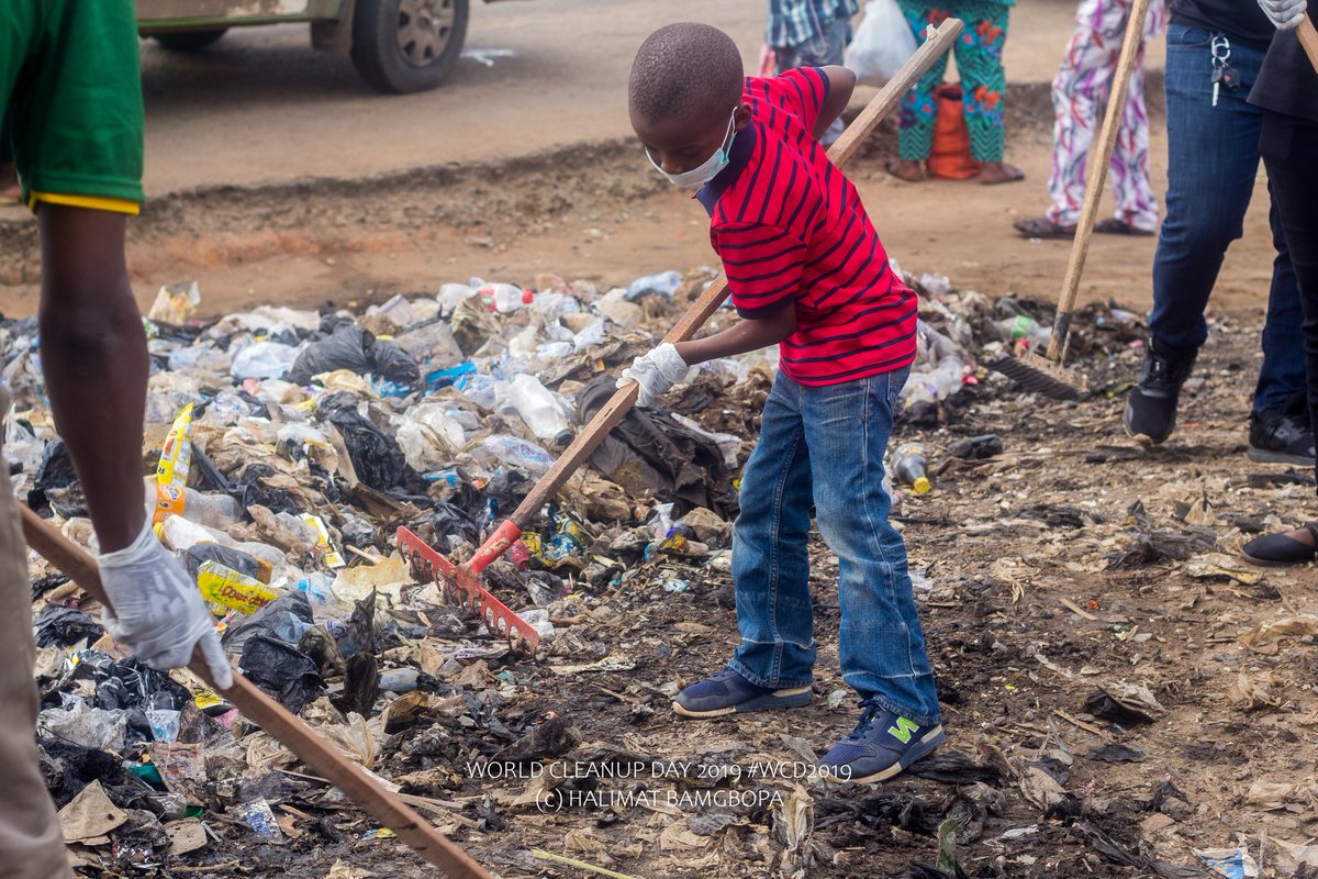 save_env19's tweet photo. World Cleanup Day 2019 #WCD2019

'Together we can create the sustainable world we want'  - Green Initiative Nigeria

Images from yesterday cleanup at Ojoo, Ibadan
Credit @haliiiimo_ 

#worldcleanupday
#letsdoitworld
#nigeria
@LetsDoitNigeria @LetsDoItWorld1 https://t.co/nds8tldXme