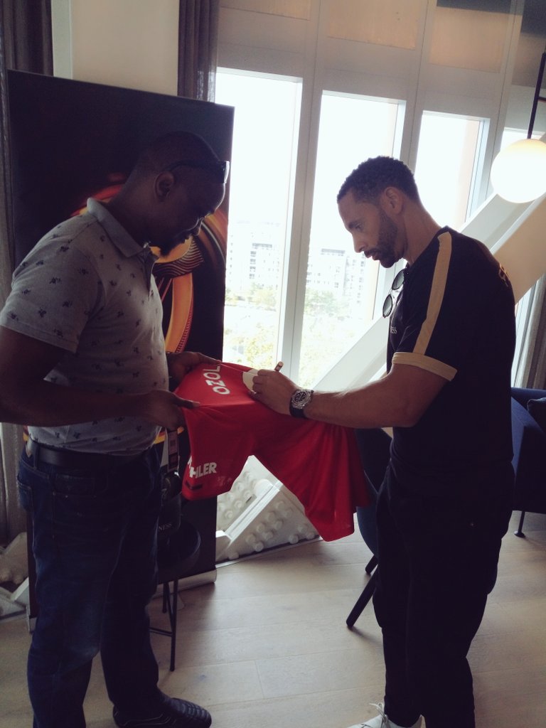 WaleOzolua's tweet photo. Moment of greatness. My name is Wale and @rioferdy5 and I are #MadeOfMore with @GuinnessNGR We are #FansMadeOfMore https://t.co/0o7hcjpUJN
