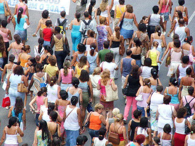CityofWilm's tweet photo. Ditch the (car) #wheels and get some #freshair! As a way to reduce our dependency on #fossilfuels, promote #masstransit, #cycling, and #walking, we're celebrating #CarFreeDay. Find #safetytips at https://t.co/QRelYEYqT6 #BeALooker https://t.co/lzRPClbZ5x
