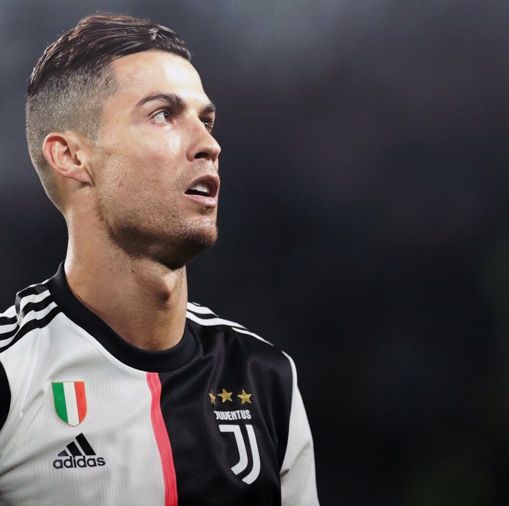 ideavdaily's tweet photo. #CR7 https://t.co/rC92vCe8U6