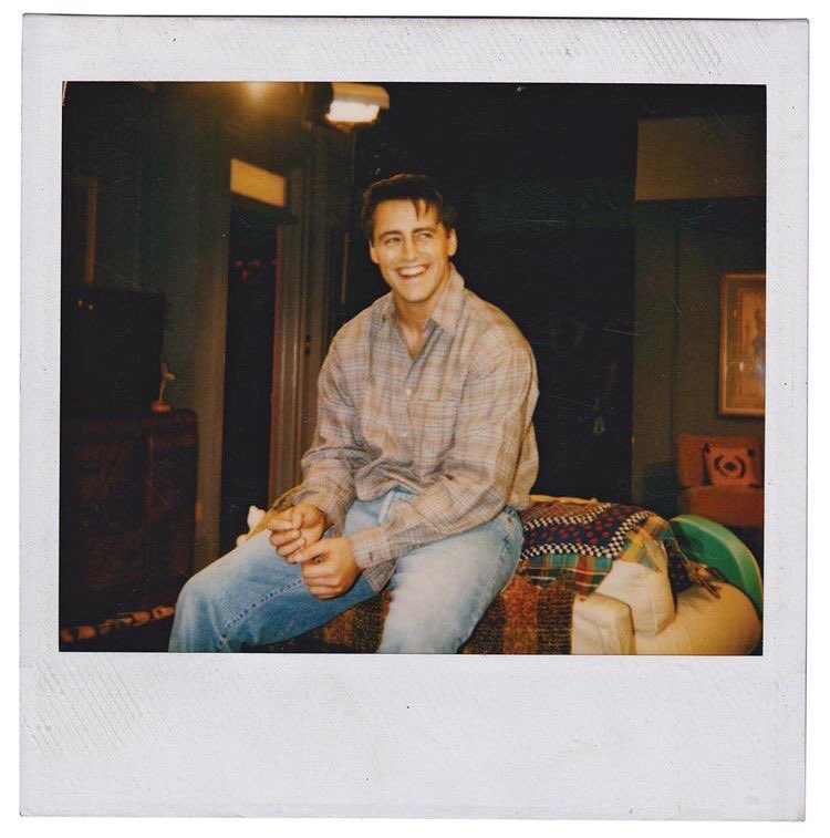 insidefriends's tweet photo. I’m literally dying https://t.co/TjsZYUqDYw