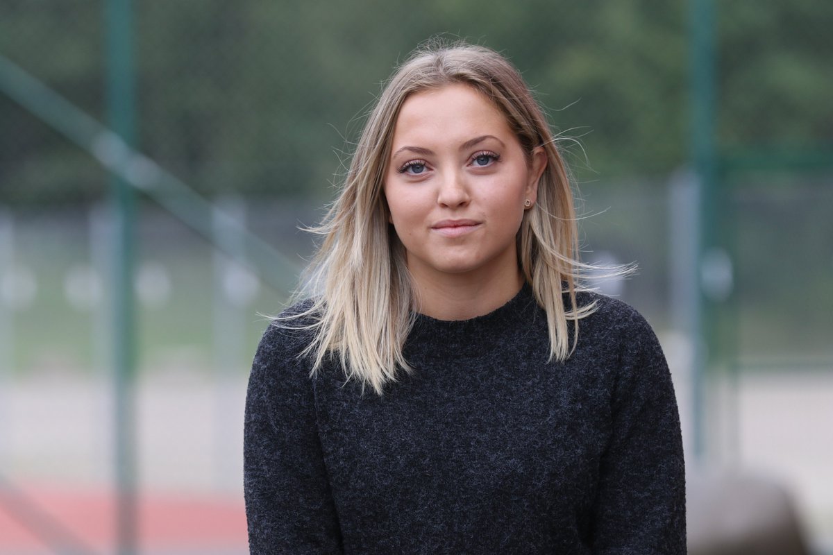 VBsporten's tweet photo. Strax är det dags för seriepremiär för @fifdam. Ladda upp med vår förhandsintervju med Julia Thunander som är tillbaka i moderklubben: https://t.co/Ph8OOk5j8d https://t.co/DU5Ww204z7