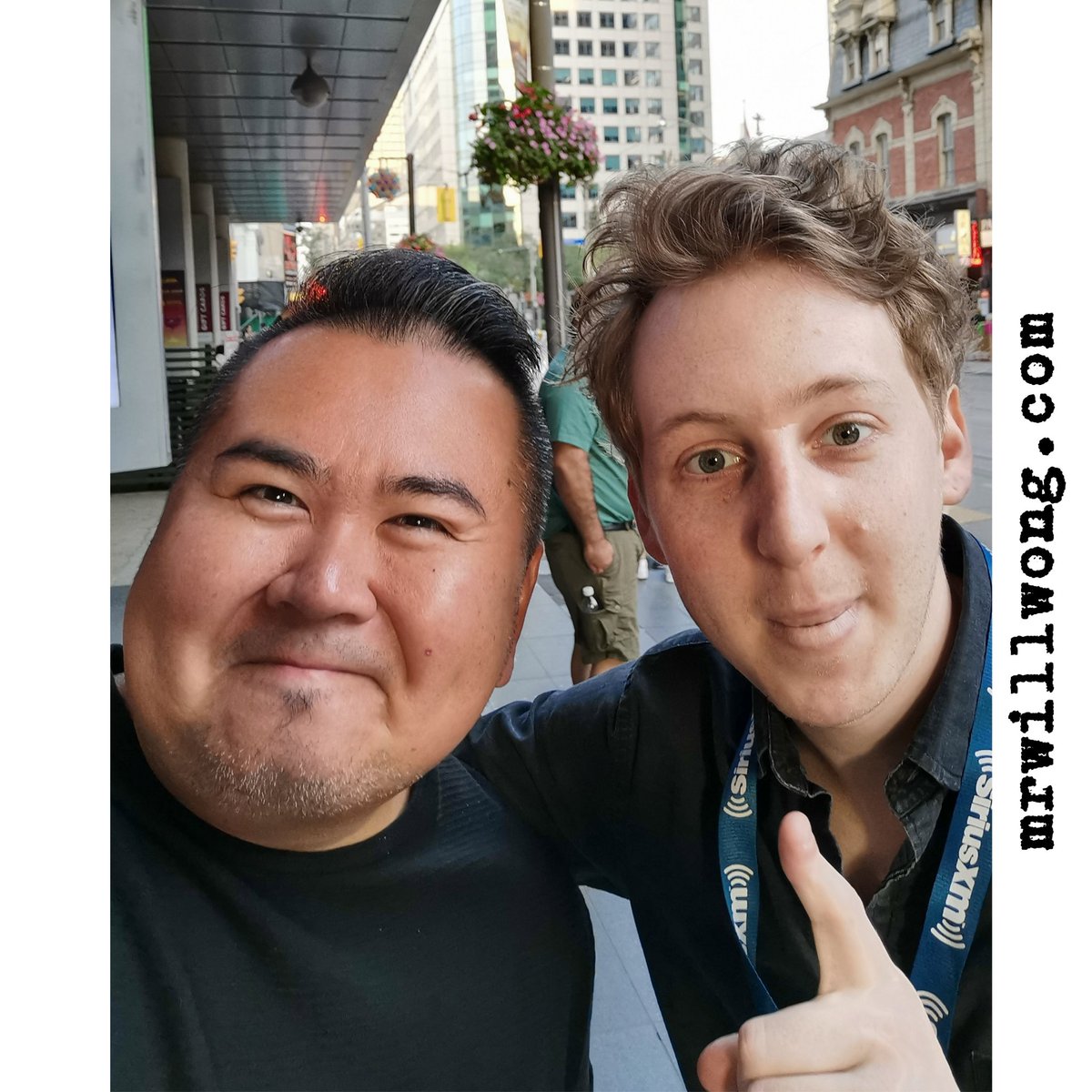 mrwillw's tweet photo. #JFL42 is in high gear! Cool spotting #MichaelRapaport, #EstherPovitsky + #DeanCollins out and about! Rapaport was spotted having drinks at Gabby's on King Street with Collins and #LoganLerman. https://t.co/pdAjWIMKOm