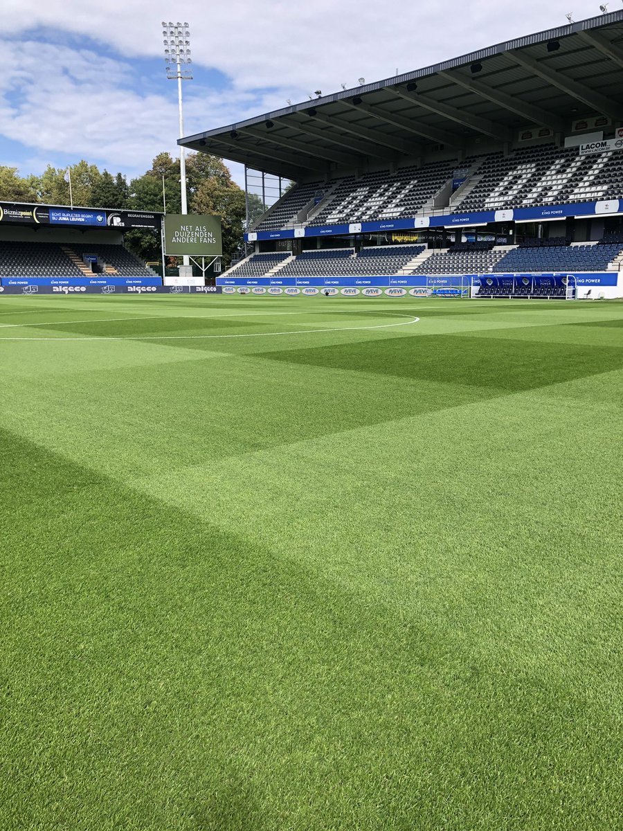 lukeRussell1992's tweet photo. Ready for the next one v @LommelSKOff #OHL #3pts #letsgotop #proximusleague to https://t.co/FfT95uUli6