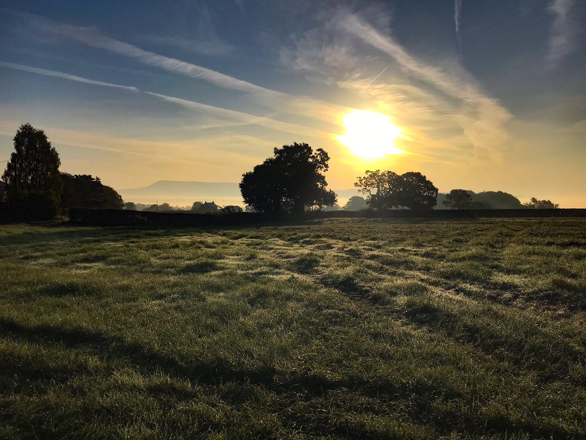 Sunrise @StonyhurstSMH @Stonyhurst @bbcweather @itvweather