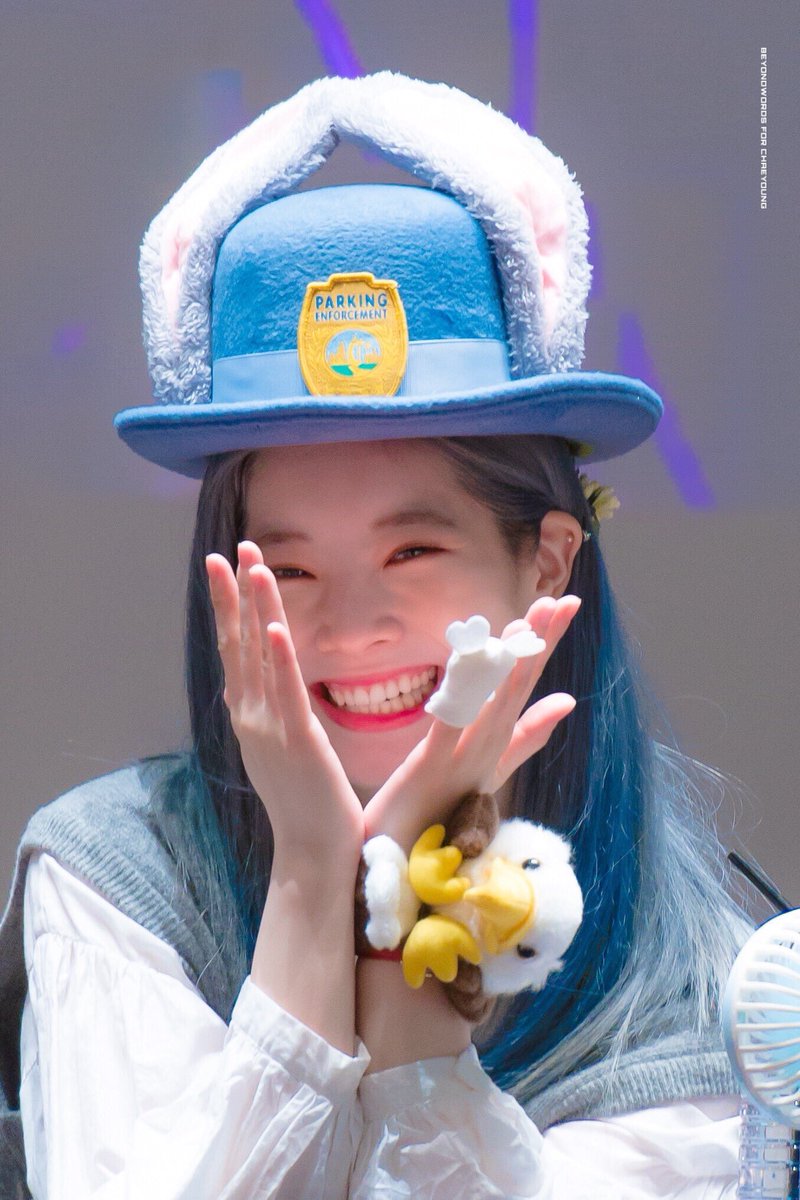 imaproudonce's tweet photo. @DHofuuu #FeelSpecial_Dahyun @onceharbi @Meeenatozaki https://t.co/m3tSlDeSNX