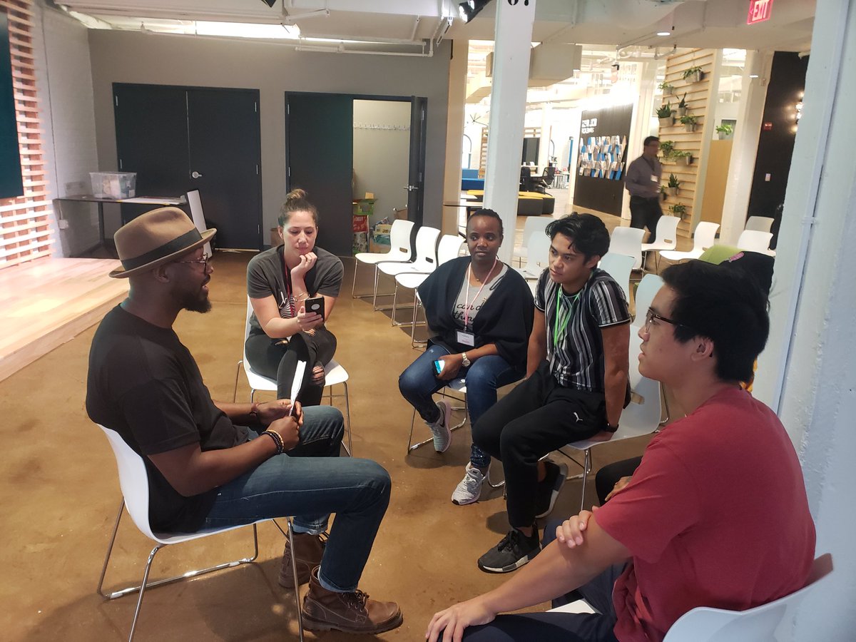 kcsw's tweet image. Mentors provided feedback and gave tips to help teams learn and pivot. @SafetyCultureHQ #KCSW #MakeDesignBuild