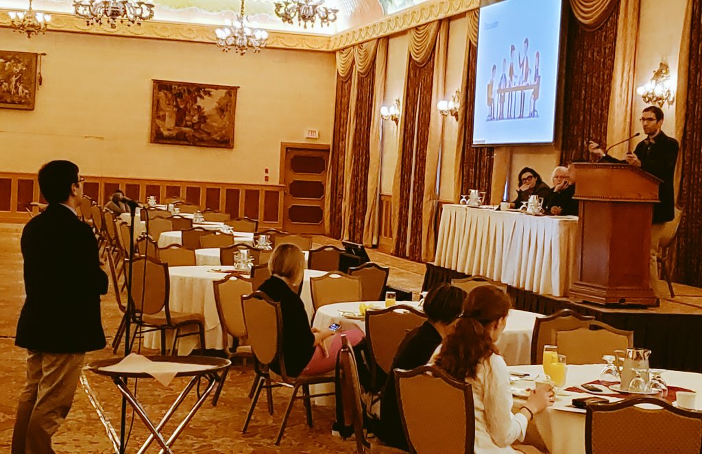 ceaofficialnews's tweet photo. Seizure semiology session at #CLAE2019
Dr. @EduardBercovici gets in on debate. @CLAE_LCCE https://t.co/Kt7p5DALVk
