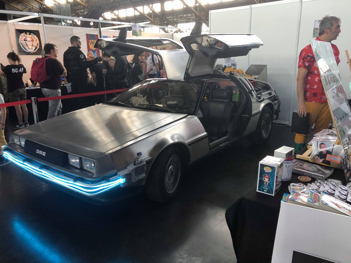 SylvainLK's tweet photo. #TGSLyon #TGS2019 @MichaelShanks @imcorinnemec
Malgré le fait qu'il y est de jolies choses à voir, je trouve que cette TGS est bien pauvre en stands et niveau cosplay cela casse pas 3 pattes à un canard ... Au final déçu !!! https://t.co/jqOU9uzqB9