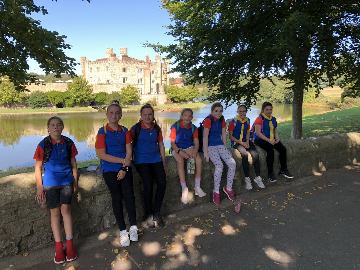 1stswanscombe's tweet photo. 1st Swanscombe Guides had fun at Leeds Castle :) @guidingkentwest @LeedsCastleEd #1stswanscombeguides #swanscombe #girlguidingkentwest https://t.co/8rPuLp23ES
