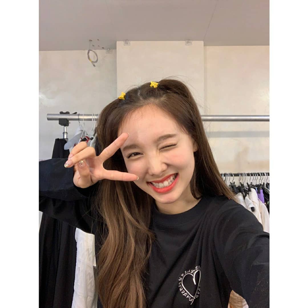 Misa ᴗ Momo S Ig Post For Nayeon Happy Birthday Peach Unnie T Co Zi9twvpnke Twice Happynayeonday Misa ᴗ Momo S Ig Post For Nayeon Happy Birthday Peach Unnie T Co Zi9twvpnke Twice Happynayeonday