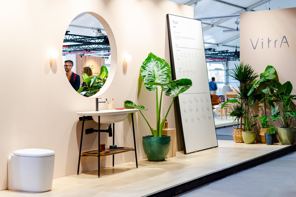 VitrABathrooms's tweet photo. Here are some of our highlights of #designjunction so far - we're here until 5pm this evening! Cubitt House, King's Cross #WhereDesignMeets @_designjunction ๐ท Ruth Ward https://t.co/5Fs67DyED3