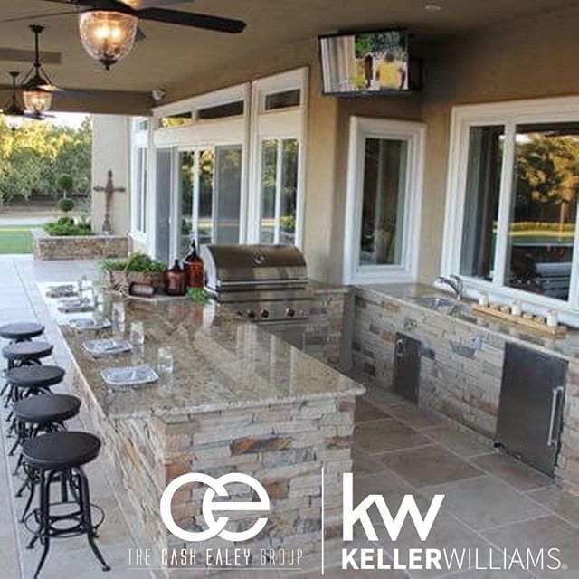CashEaleyPA's tweet photo. Doesn't this outdoor kitchen scream FUN?!?! Do you prefer to entertain indoors or out?  Before we know it, the temps will be dropping and this would be the perfect hangout spot! .
.
.
Contact 👇
☎ (813)230-2447
📧 Cash@CashEaley.com
💻www.cashealey.… https://t.co/EFDMW5Ozy6 https://t.co/MsP04x7vbp