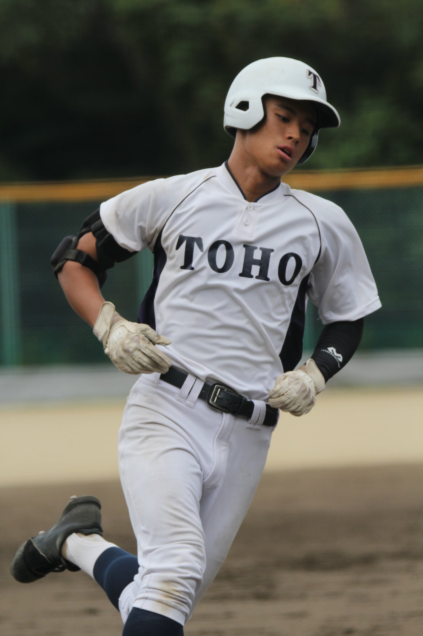 Twitter 上的𝐓𝐎𝐇𝐎太郎 鈴木唯斗くん1年高校通算2号目のホームランhttps T Co Xpa50ucufr Twitter