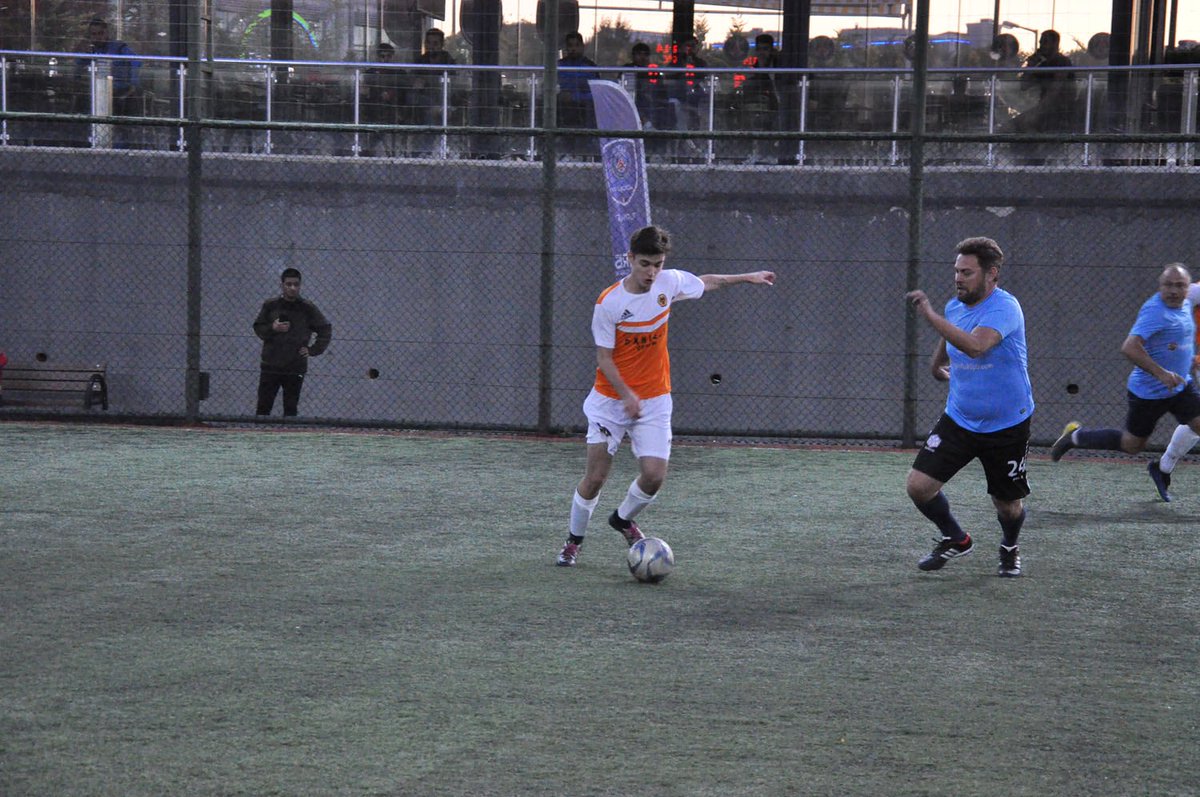 wolvesfc_gl's tweet photo. Itโs always too early to quit. #wolvesfc 3-8 #mastersfc https://t.co/dZEJXGccJh