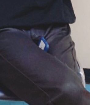 woohsehun's tweet photo. how to keep your phone secured: https://t.co/UCwgvcnqCy