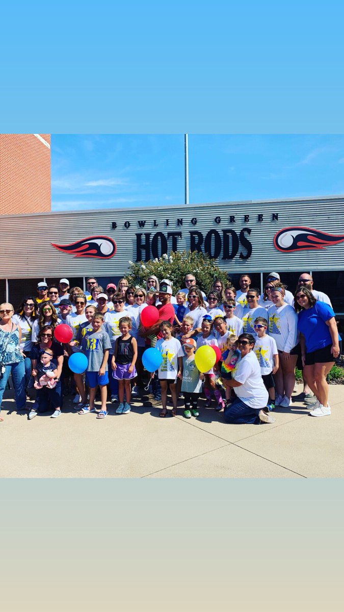 BriarwoodES's tweet photo. We had a lot of fun supporting Team Shelby in the SUDS (Step Up for Down Syndrome) Walk. Thank you to everyone who came out and walked with us. #BEaSupporter #SUDS https://t.co/mGBK83FRHr