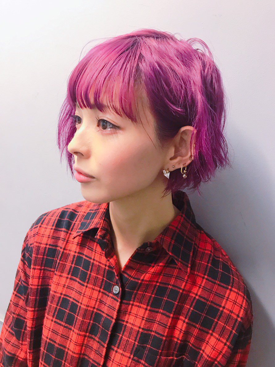 最上もが Staff Pa Twitter 役に合わせて髪色も変えました 赤紫