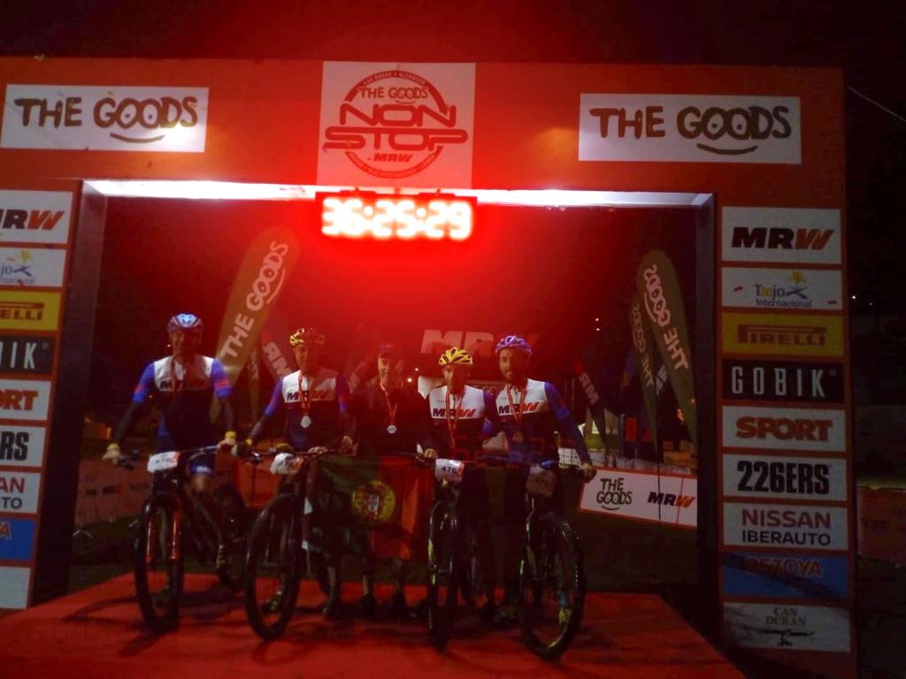 El momento de la recompensa a un sacrificio de 770 KM: la llegada de los equipos a Alenquer, la meta de la #NonStopMTB19 by MRW.👏👏👏🚵‍♀🚵 ¡Felicidades por tanta épica, campeones!