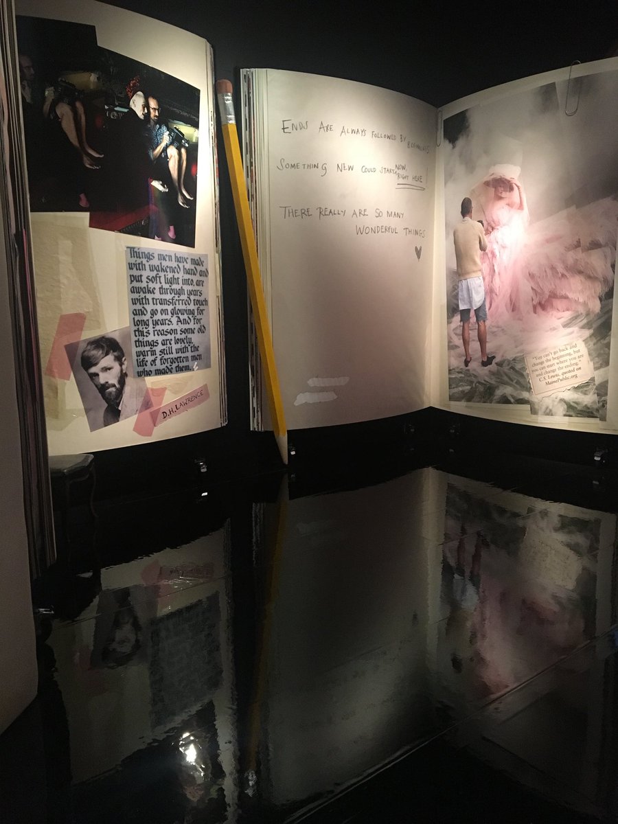 There really are some many wonderful things at Tim Walkers’ exhibition at ⁦<a href="/V_and_A/">V&A</a>⁩. Hello London! 🍁🍁🍁