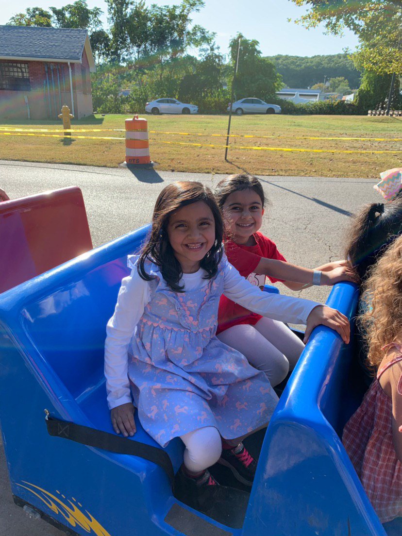 MKA_NorthJersey's tweet photo. #HawthorneDay great activities for kids.
#Love
#community
The word #Islam means, #Peace and #Obedience
#Peace means being at with with your fellow beings and all creations of the Almighty God.
#Obedience means to to do what the Almighty God has reminded us to do, #Prayer https://t.co/N4CyyzN0m7